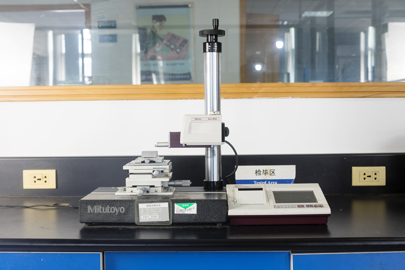 INSTRUMENTO DE MEDIDA DE RUGOSIDAD SUPERFICIAL